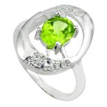 A 925 silver peridot set ring, (K,5).