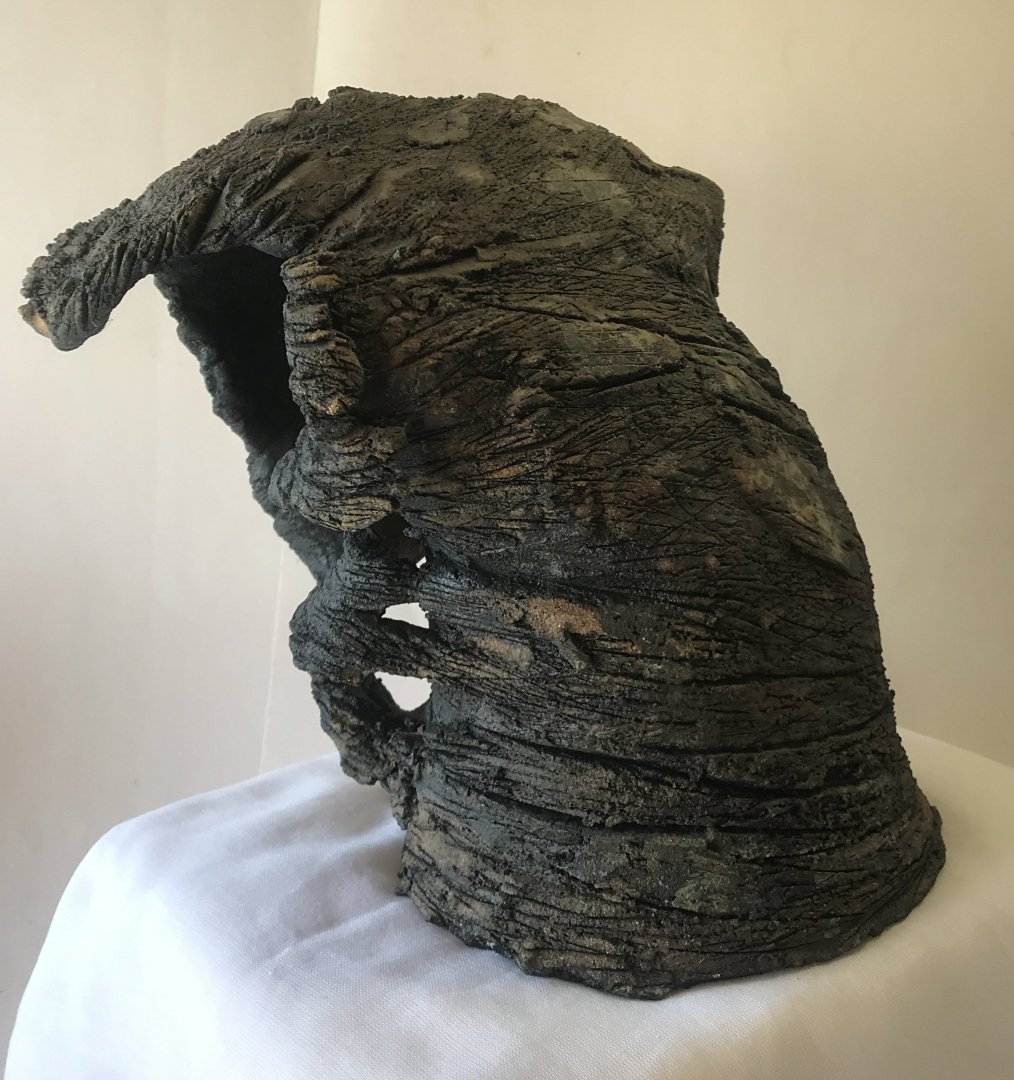 Susan Isaac, "Granite Head", ceramic sculpture, 2019, 30 x 25 x 28cm. This stoneware head is twisted - Image 4 of 5