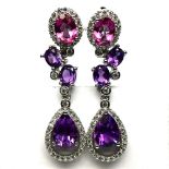 A pair of 925 silver drop earrings set with rodolite garnets and amethysts, L. 3.5cm.