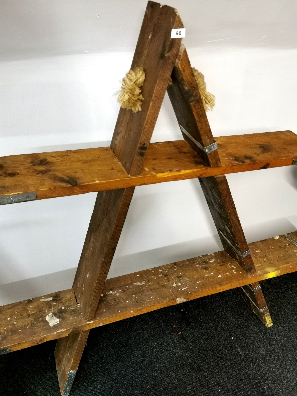 A interesting reclaimed pine triangular display shelf, W. 161cm. H. 146cm. - Bild 3 aus 3