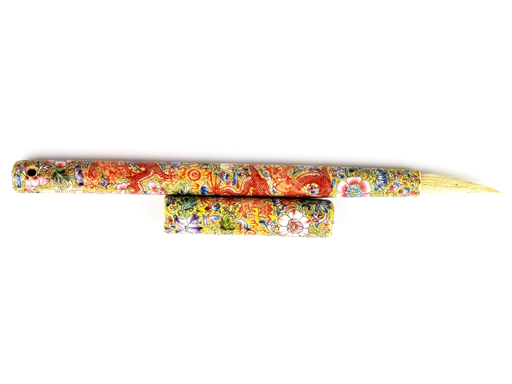 A beautifully hand painted Chinese porcelain writing brush decorated with dragons, L. 23cm. - Image 3 of 3