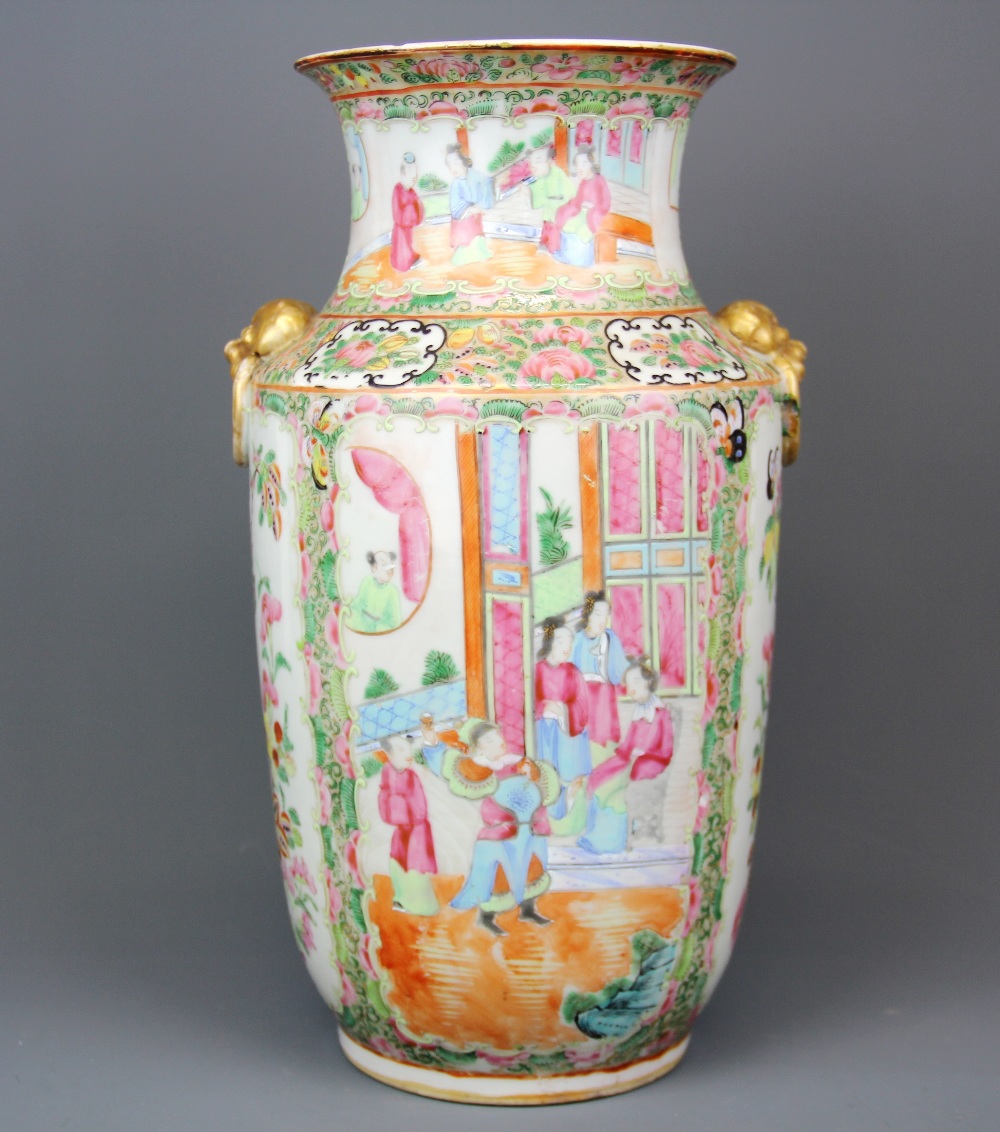 A 19th Century Chinese hand painted porcelain vase in Canton colours, H. 35cm. Condition: A/F to - Bild 2 aus 4