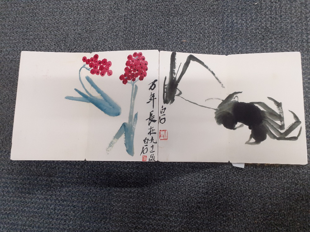 A large Chinese folding book of birds and flowers, 18 x 28 x 7cm. - Bild 3 aus 4