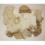 A quantity of mixed old linen and lace.