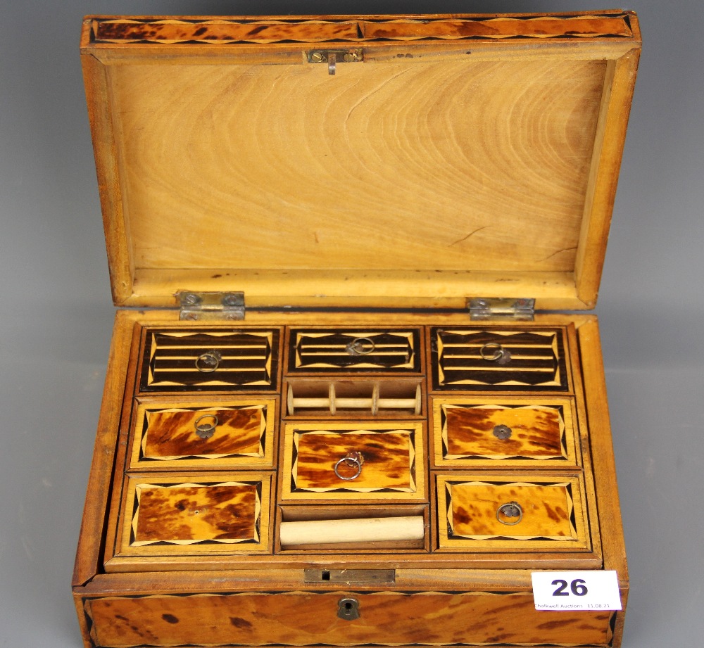 A 19th C tortoiseshell veneered lady's work box, 25 x 17.5 x 8cm. - Bild 2 aus 3