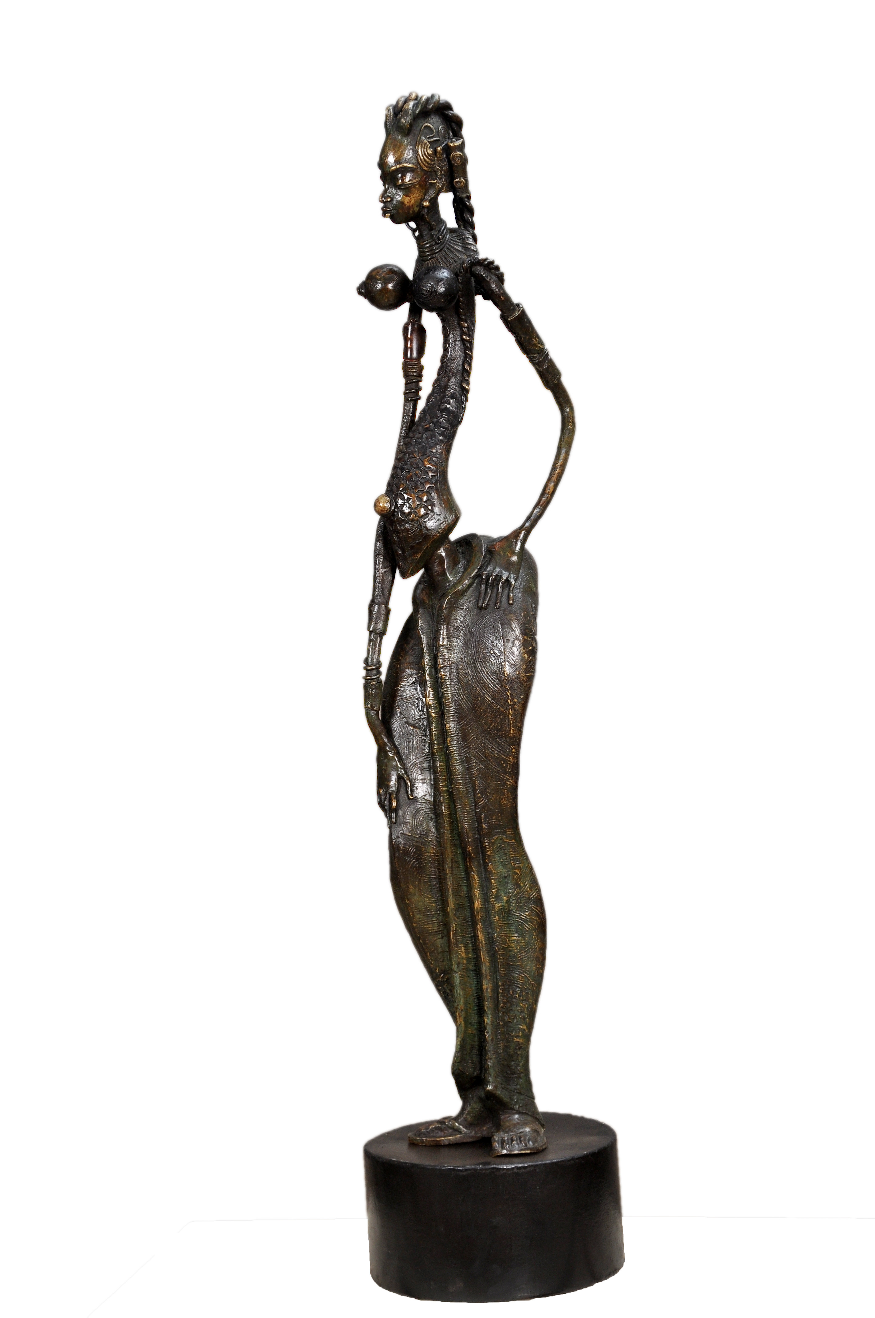 Dr. Njoku Kenneth, "Mma (beauty)", bronze sculpture, 117 x 26 x 30cm, 20kg, c. 2021. Mma presents an