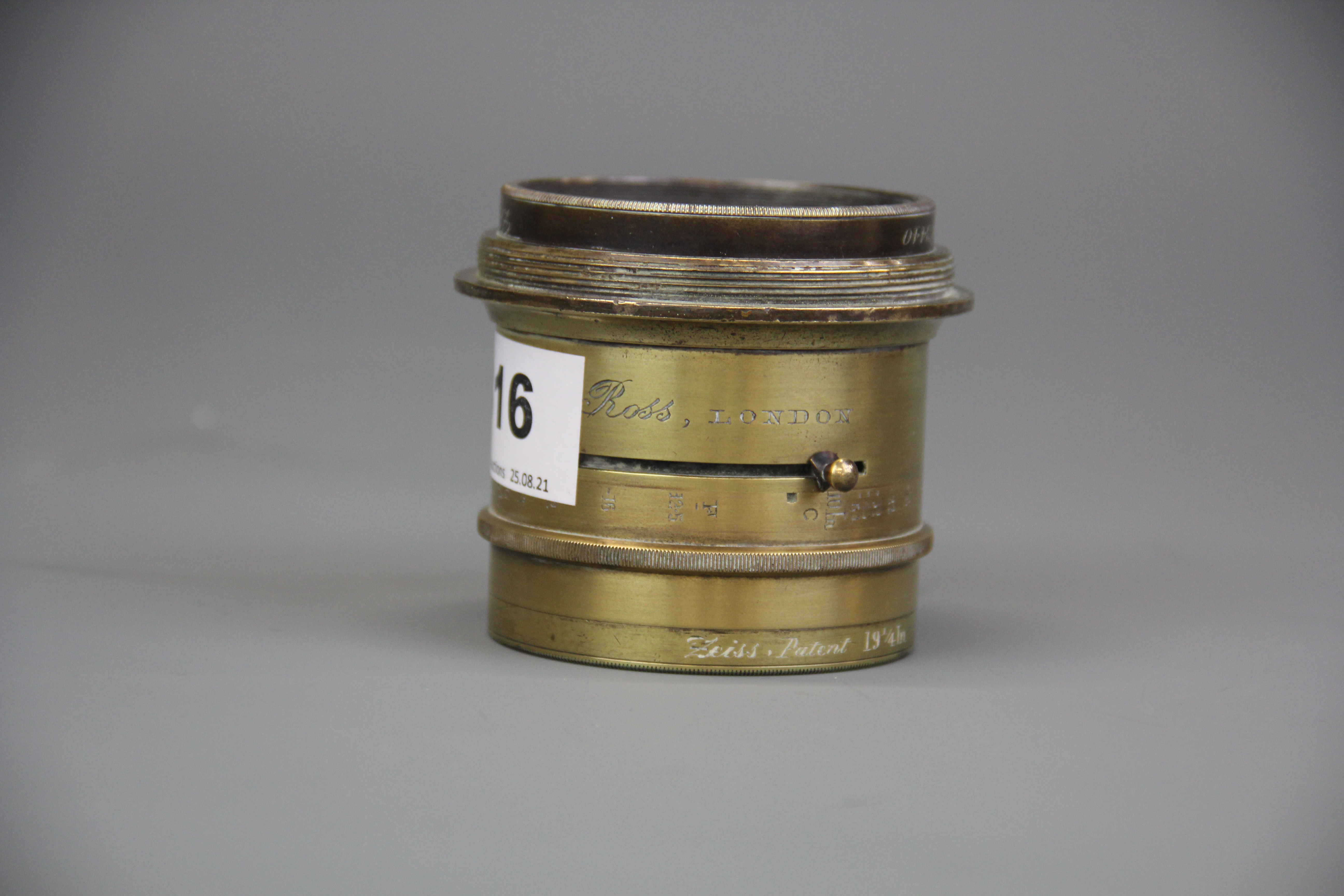 A Ross London Zeiss convertible anastigmat brass bound camera lens. Zeiss patent 19 1/4 front lens - Image 5 of 5