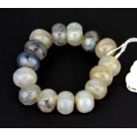 A group of agate beads (currently threaded as a bracelet), bead Dia. 1.7cm.