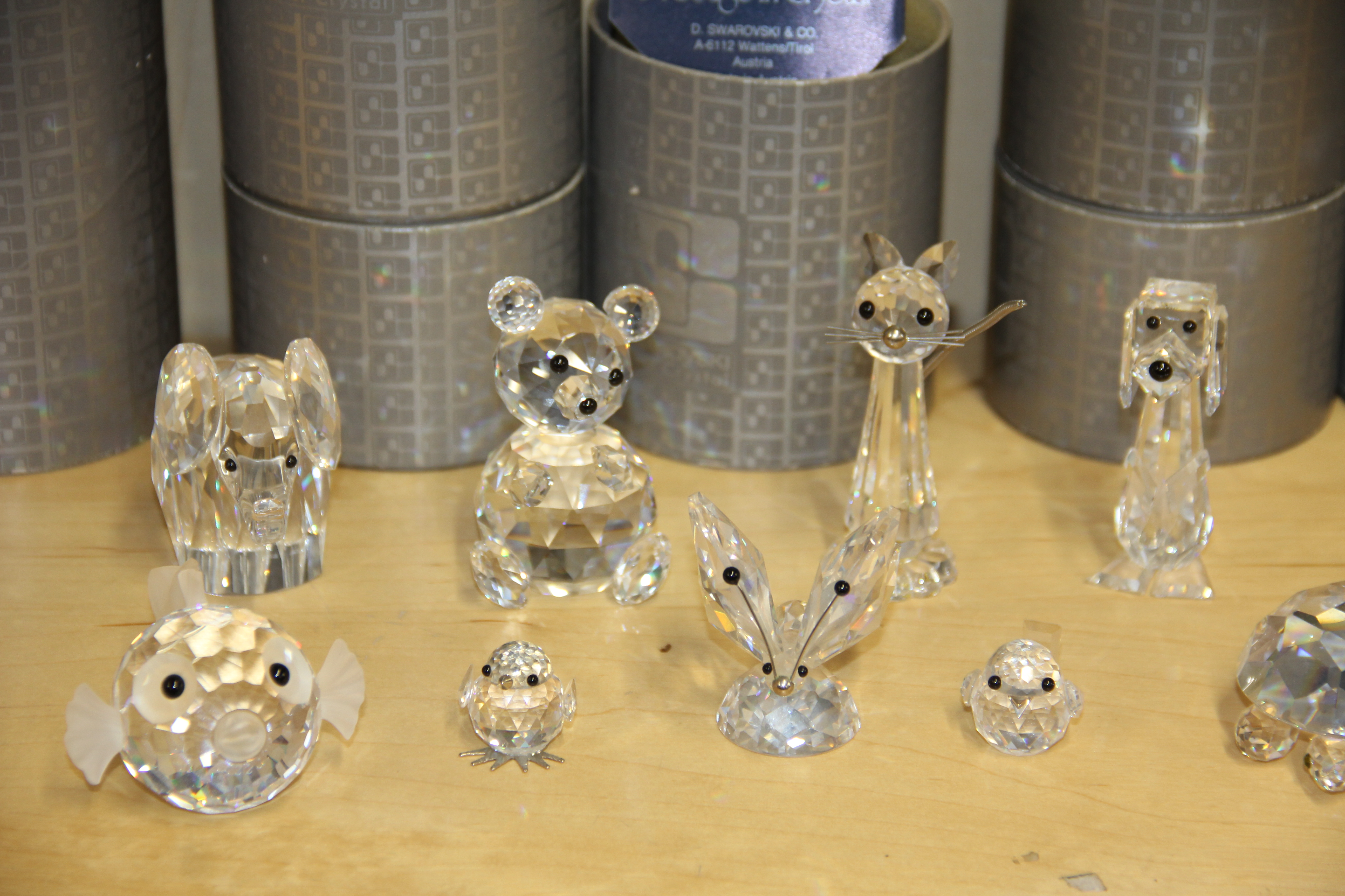 A group of 13 boxed Swarovski crystal figures. - Image 3 of 4