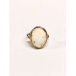 An antique 9ct gold cameo ring.