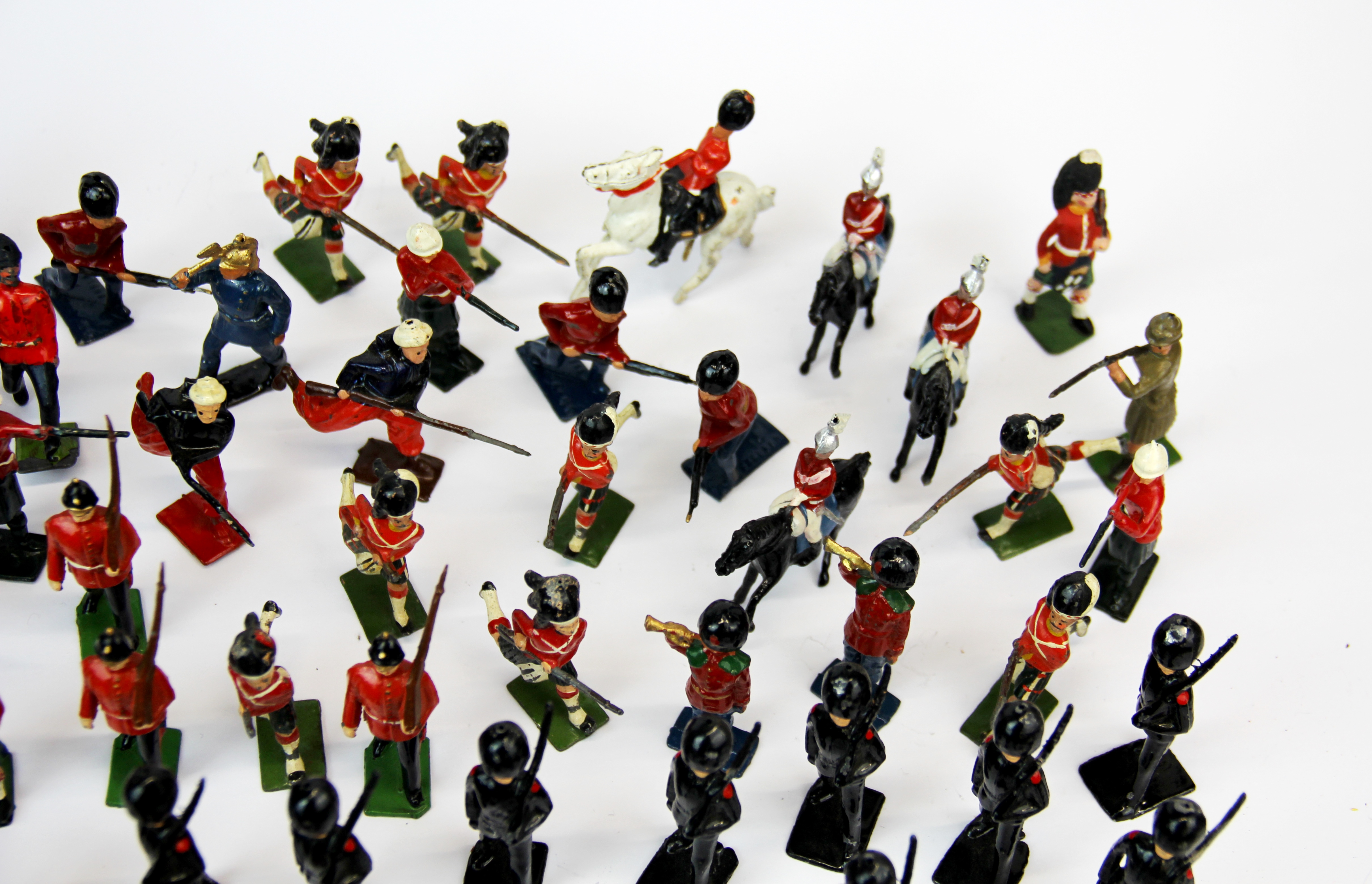 An extensive quantity antique hand painted lead soldier figures together with metal farm animal - Image 2 of 4