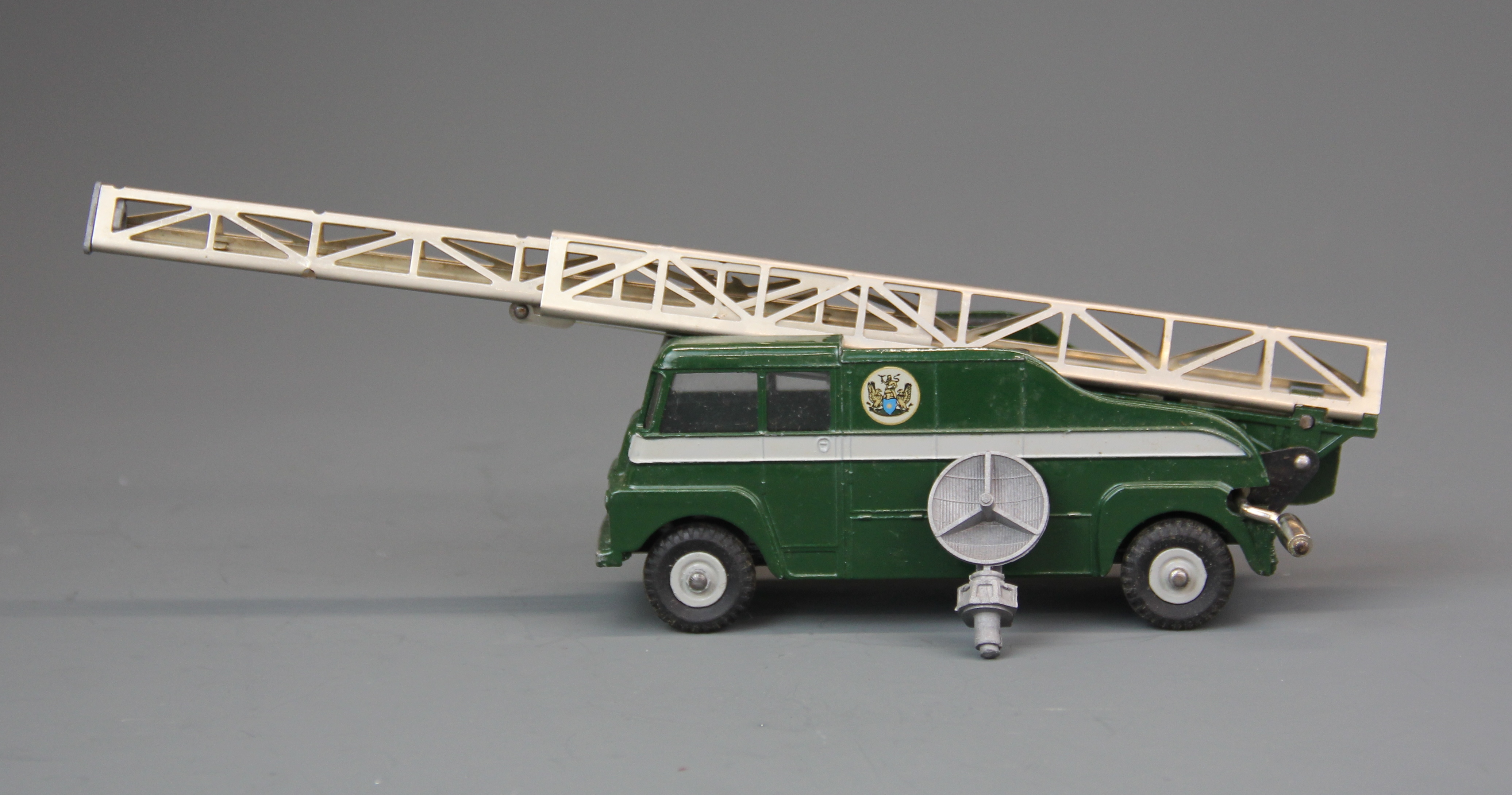 A boxed Dinky 969 extending mast BBC TV vehicle. - Image 2 of 2