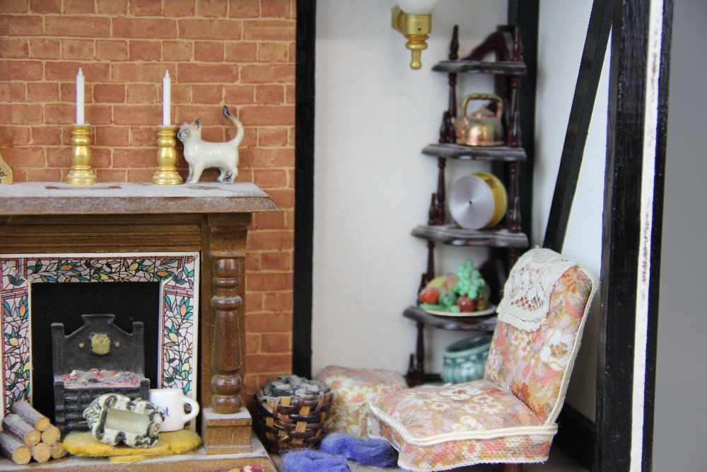 A small dolls house type tableau, H. 30cm. - Image 4 of 4