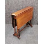 A 19th century mahogany Pembroke table, W. 75cm, H. 66cm.