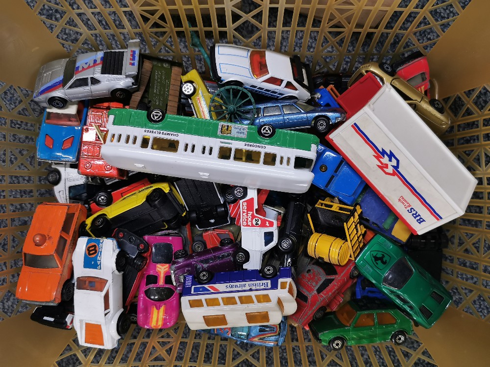 A quantity of Matchbox die cast model vehicles. - Image 2 of 3