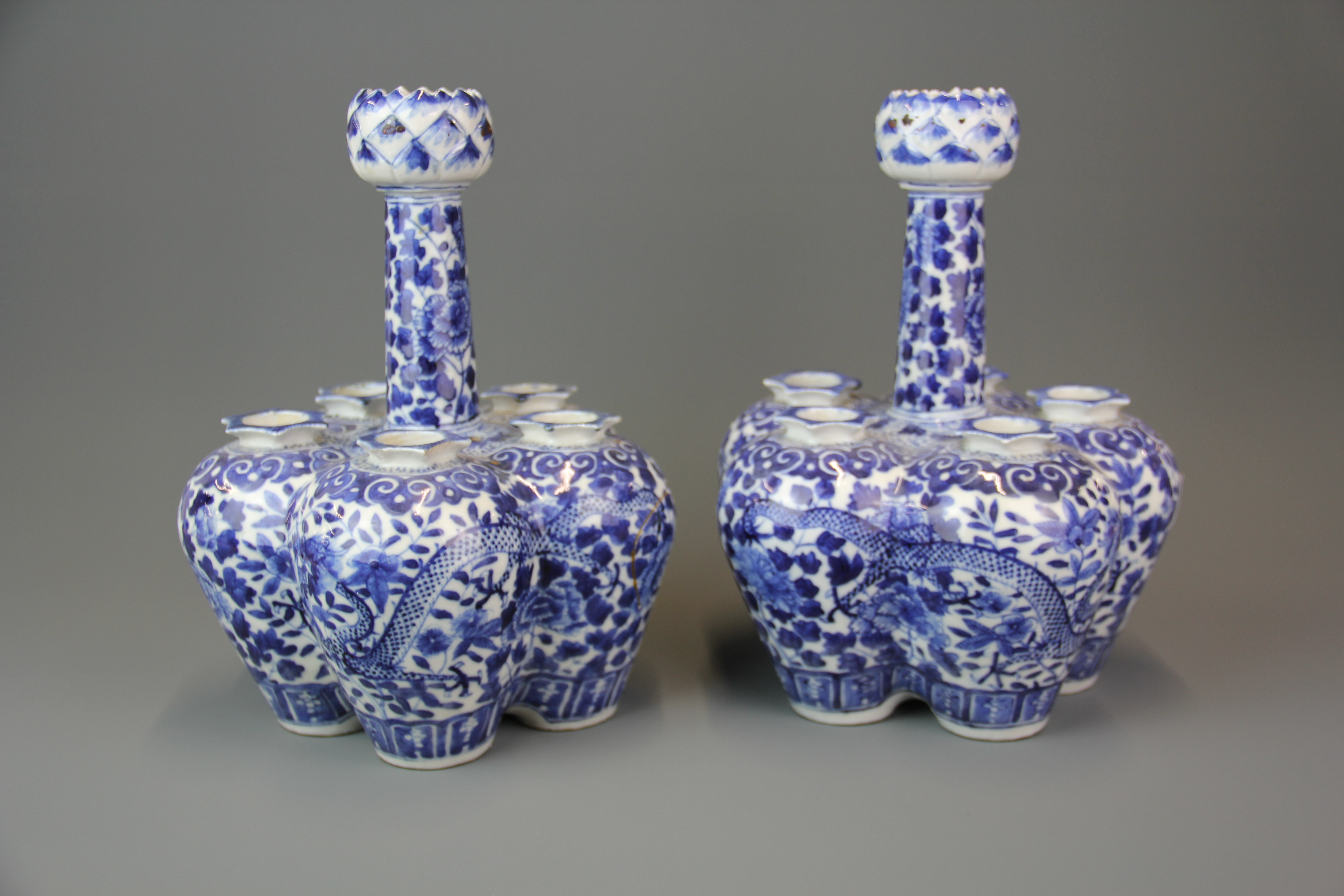 A fine pair of 18th century Chinese hand painted porcelain crocus vases, H. 25cm. A/F