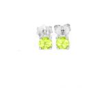 A pair of 925 silver peridot set stud earrings, Dia. 0.40cm.