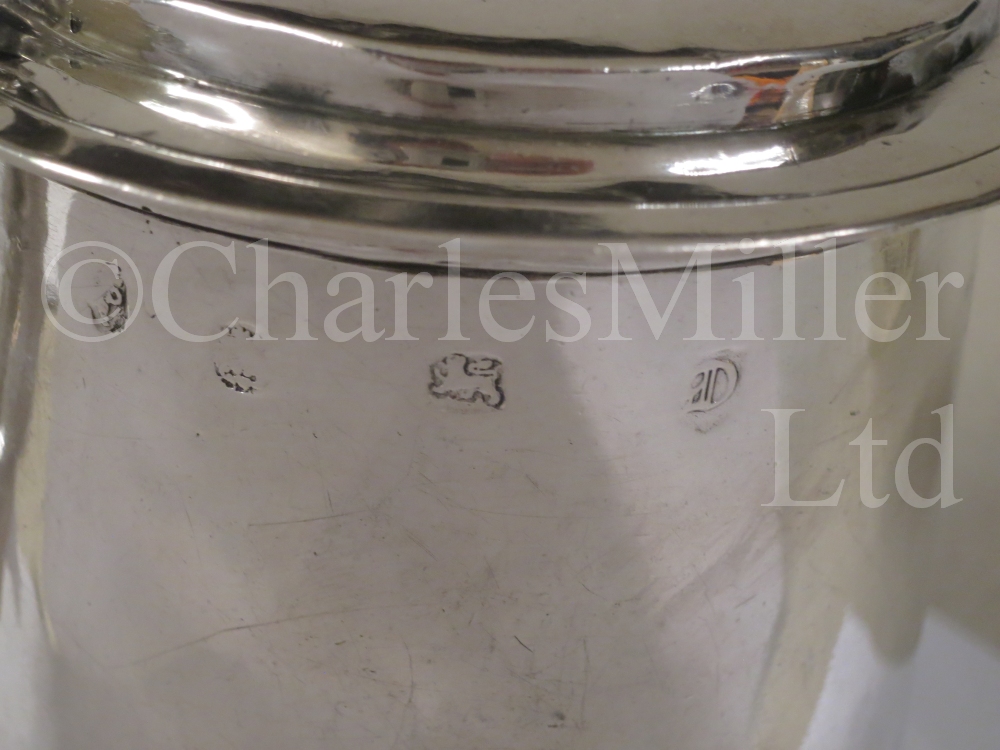 A VERY RARE CHARLES II PRESENTATION NAVAL SILVER TANKARD - Image 5 of 21