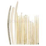 Ø A COLLECTION OF 19TH CENTURY NANTUCKET CROCHET HOOKS