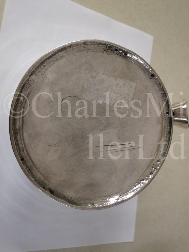 A VERY RARE CHARLES II PRESENTATION NAVAL SILVER TANKARD - Image 15 of 21