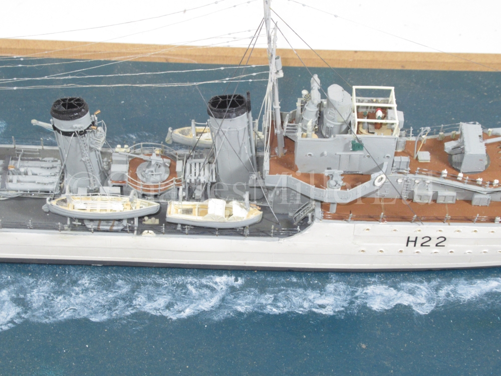 A 1:192 SCALE STATIC DISPLAY WATERLINE MODEL FOR THE D-CLASS DESTROYER H.M.S DIAMOND (H22), AS - Image 17 of 19