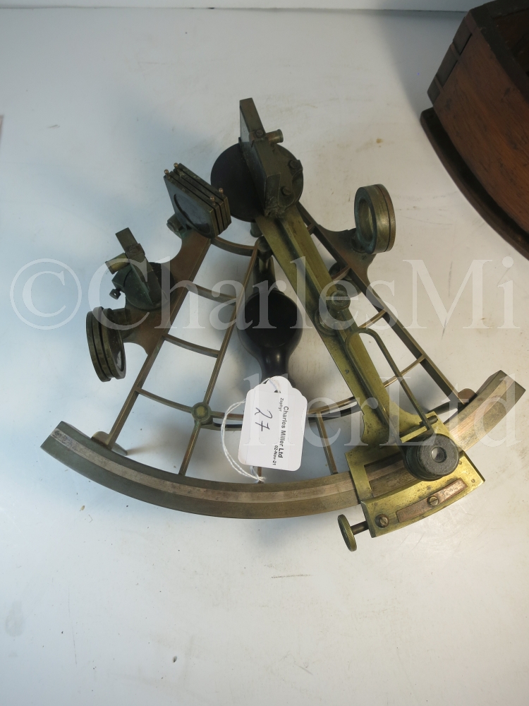 A 7IN. RADIUS VERNIER SEXTANT BY P. CAMERON, GLASGOW, CIRCA 1870 - Image 4 of 8