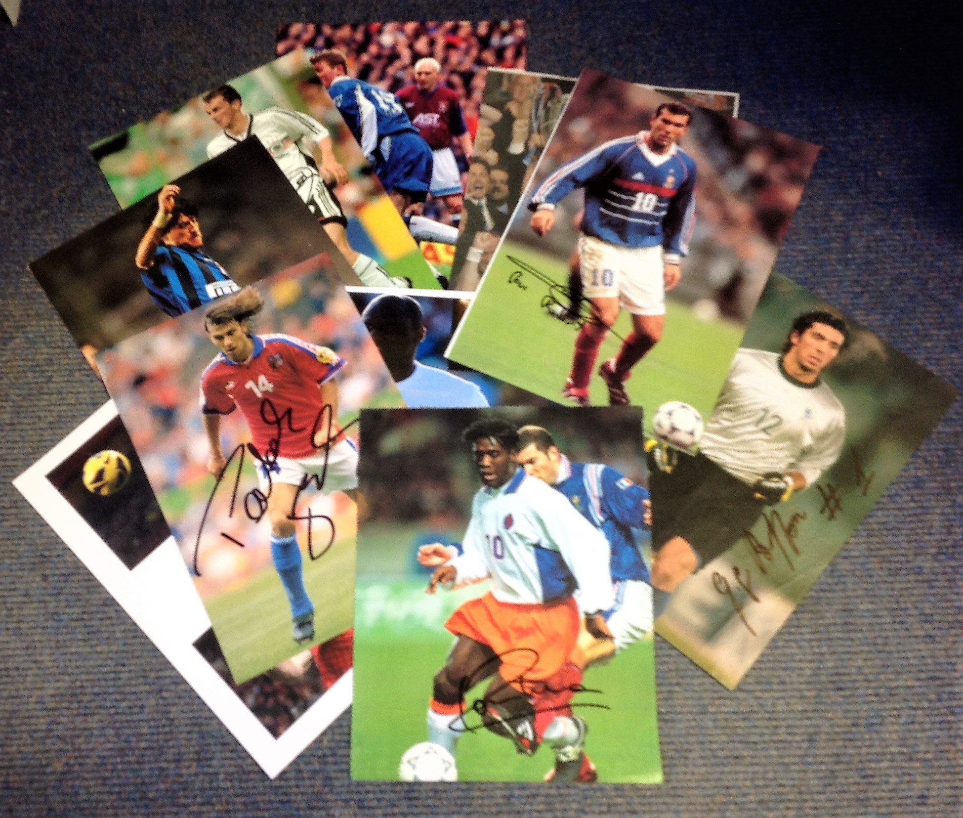 Football Legends collection 10 assorted signed colour magazine photos great names Tor Andre Flo,