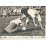 HARRY GREGG (1932-2020) signed Manchester United Picture. Good condition Est.