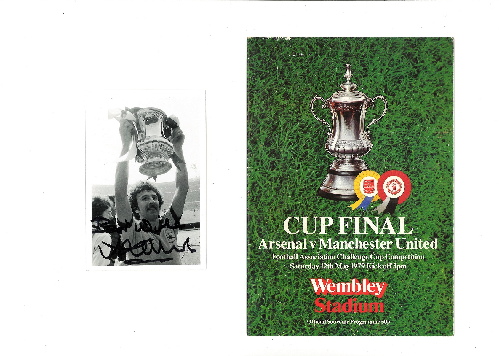 Football Arsenal v Manchester United 1979 FA Cup Final programme comes with Alan Sunderland signed