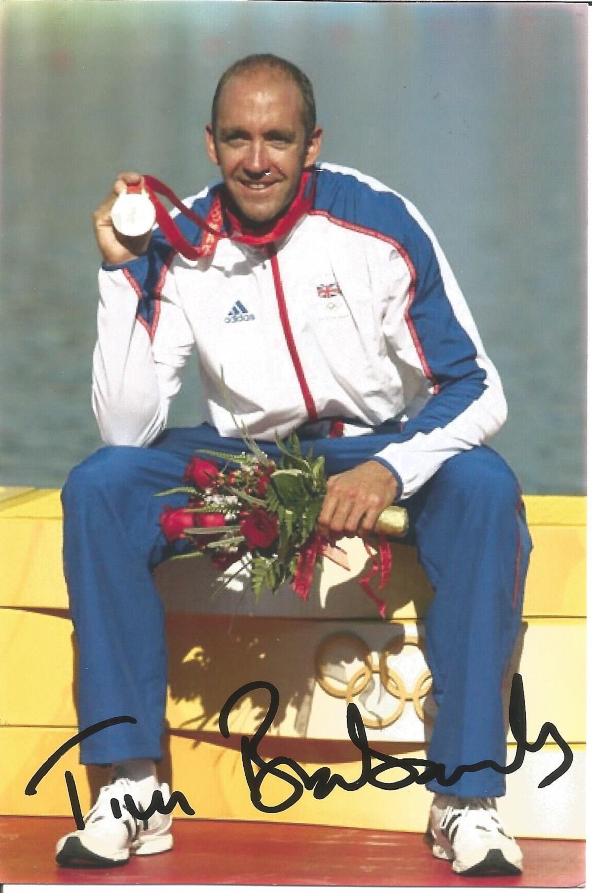 Olympics Tim Brabants signed 6x4 colour photo of the Gold and Double Bronze medallist at the 2000