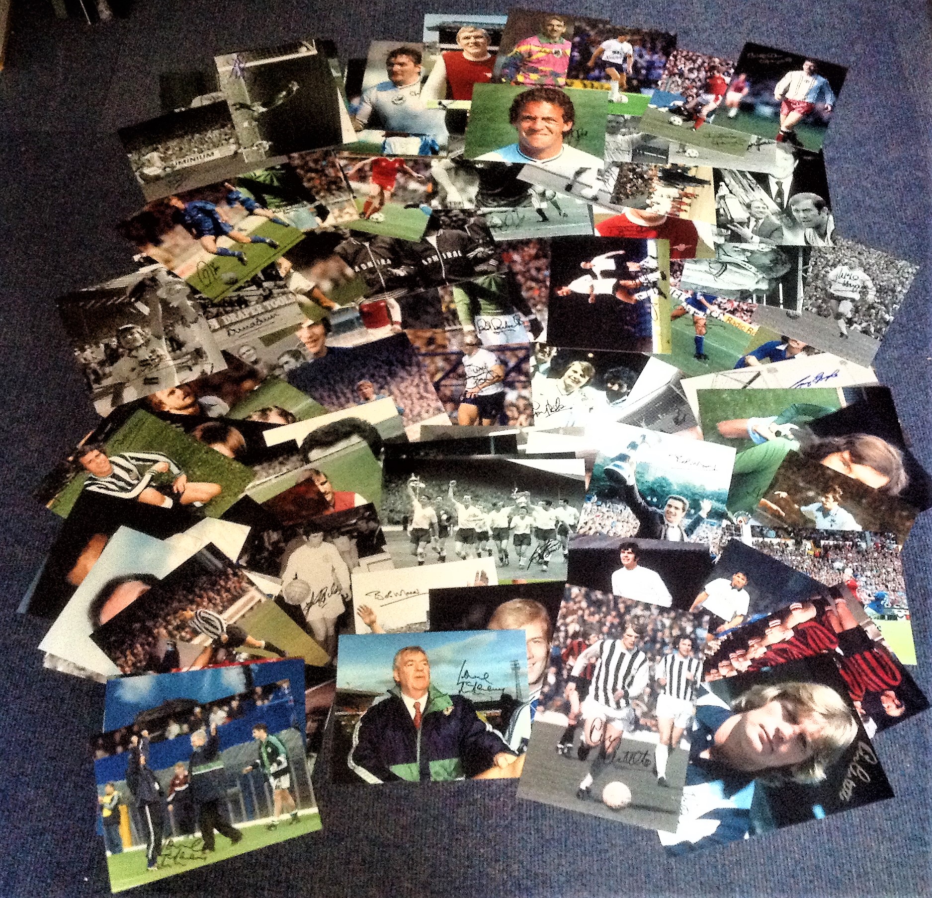 Football collection 100 fantastic signed photos from the British game from the 70s and 80s