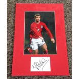 Football Francis Jeffers signed and mounted England display. A white card signed by ex-Arsenal and