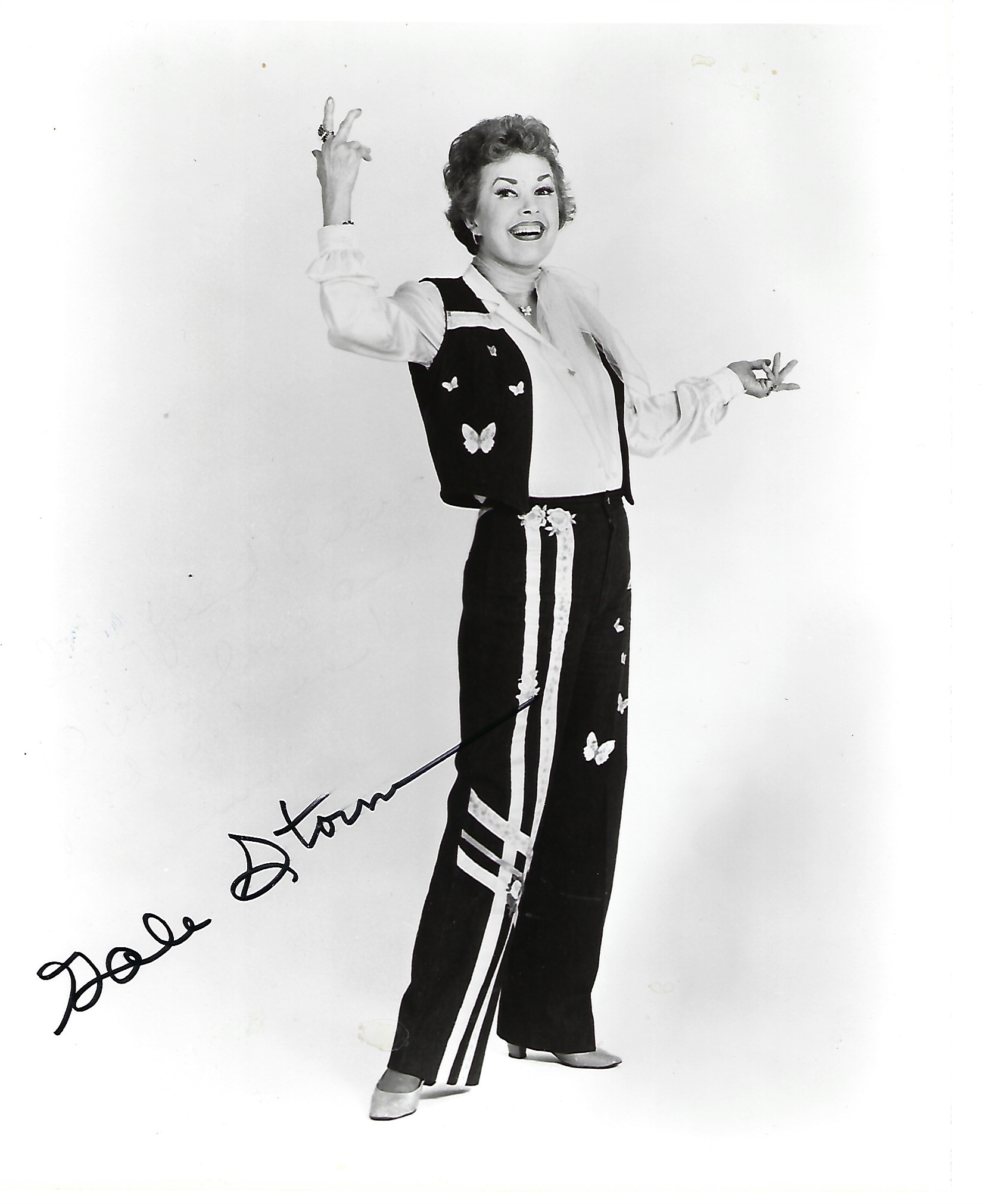 Gale Storm Signed 10 x 8 inch b/w photo from My Little Margie. Condition 7/10. Good Condition. All