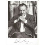 Sir John Mills signed 6 x 4 inch b w photo. Good Condition. All autographs come with a Certificate