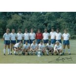 Autographed Ricky Villa 12 X 8 Photo Col, Depicting A Stunning Image Showing The 1981 Fa Cup Winners
