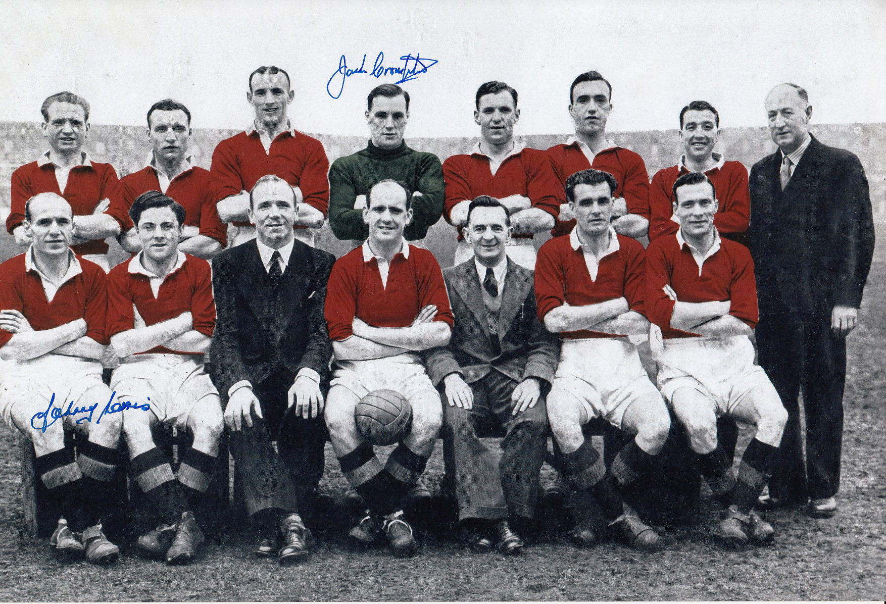 Autographed Man United 12 X 8 Photo Colorised, Depicting Man United's 1948 Fa Cup Final Team