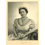 Queen Elizabeth Queen Mother signed stunning mount