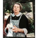 Lynn Redgrave signed 10 x 8 inch colour photo. Condition 8/10. All autographs come with a