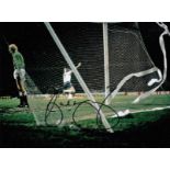 Autographed Paul Hegarty 8 X 6 Photo - Col, Depicting The Dundee United Captain Running Away In