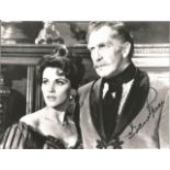 Vincent Price signed 10x8 black and white photo. Vincent Leonard Price Jr. (May 27 , 1911 -