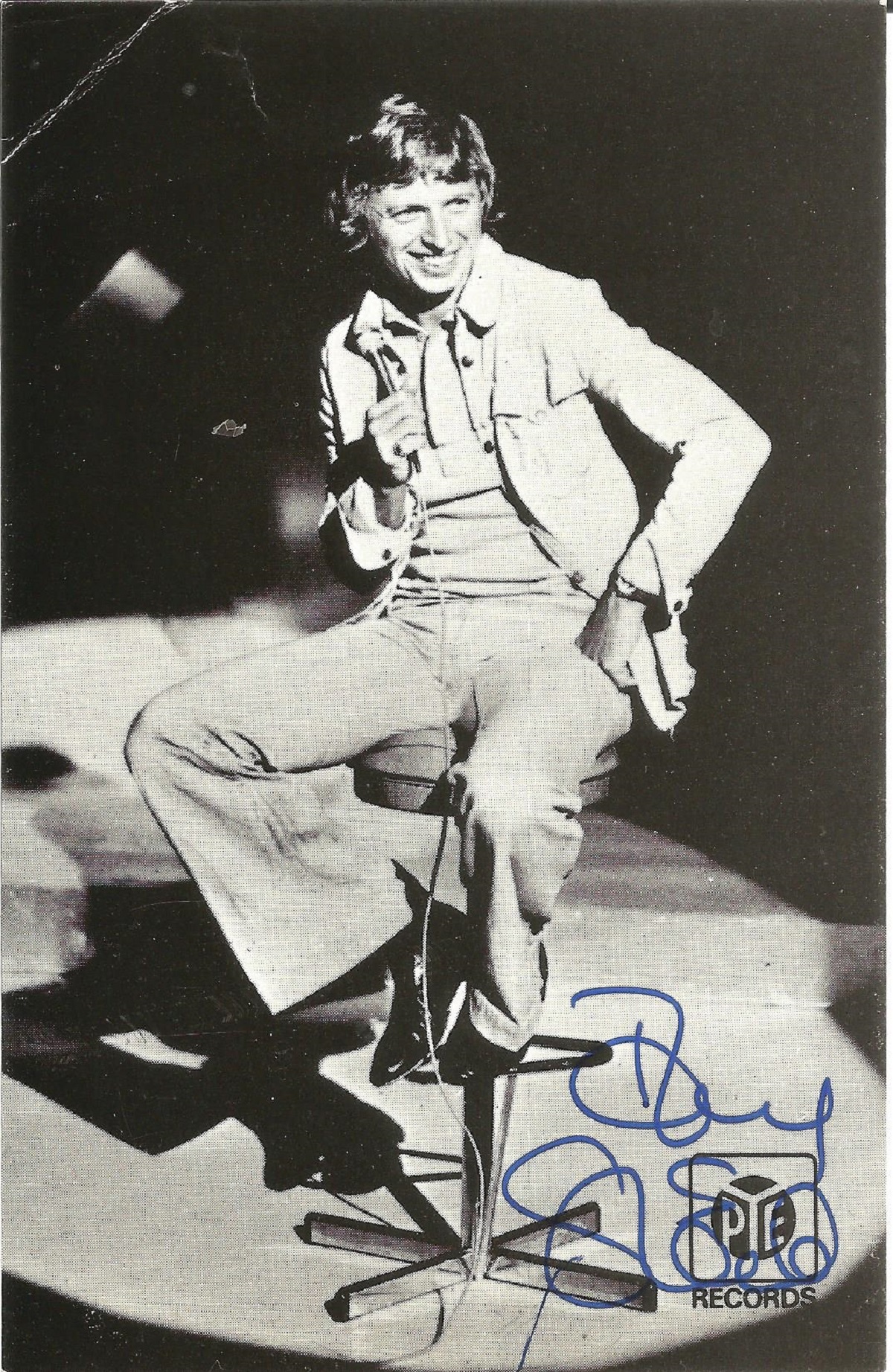 TOMMY STEELE English Rock Singer signed PYE Promo Photo . Good condition. All autographs come with a