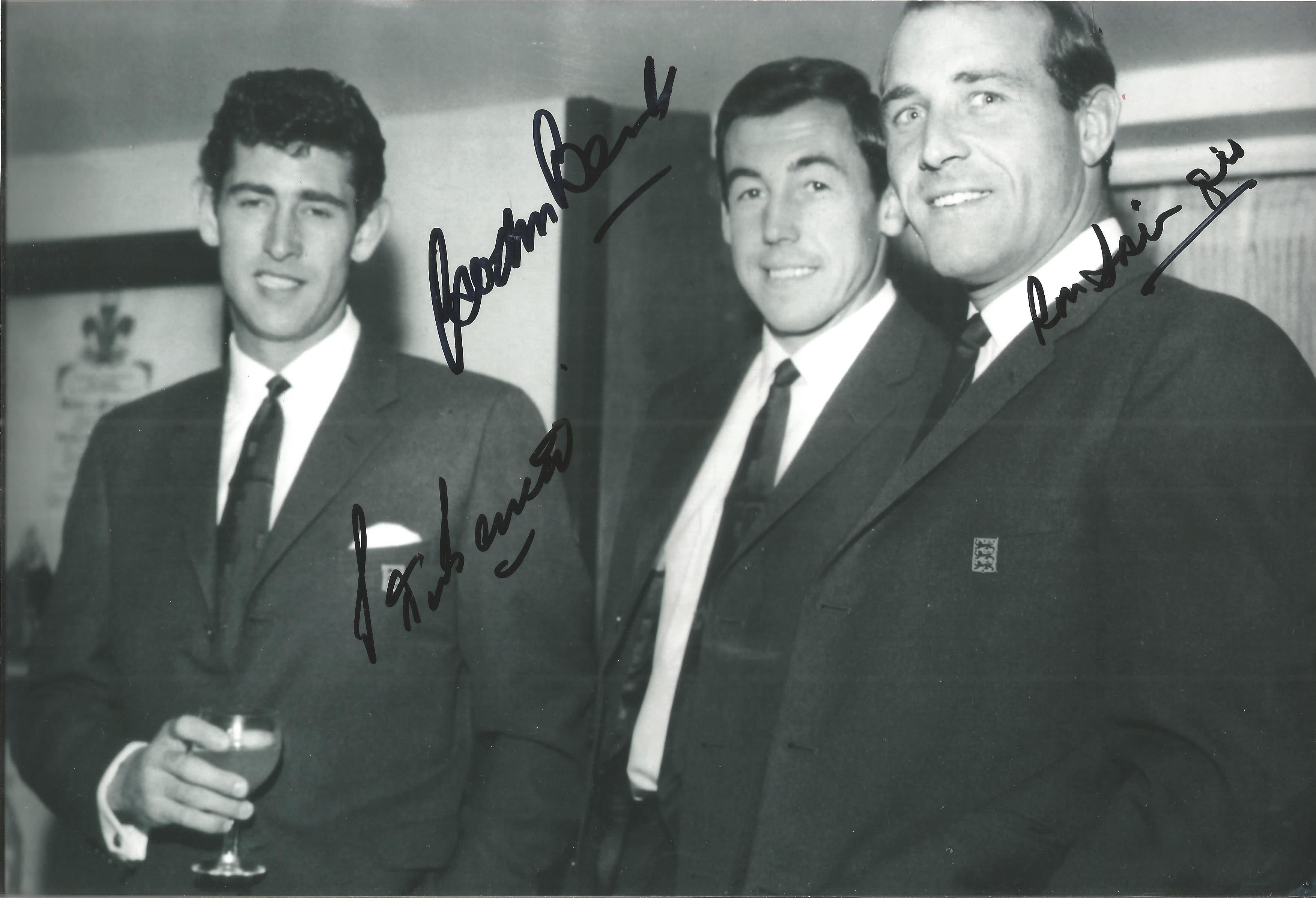 Football, Gordon Banks, Ronald Springett, Pete Bonetti signed 12x6 black and white photograph.
