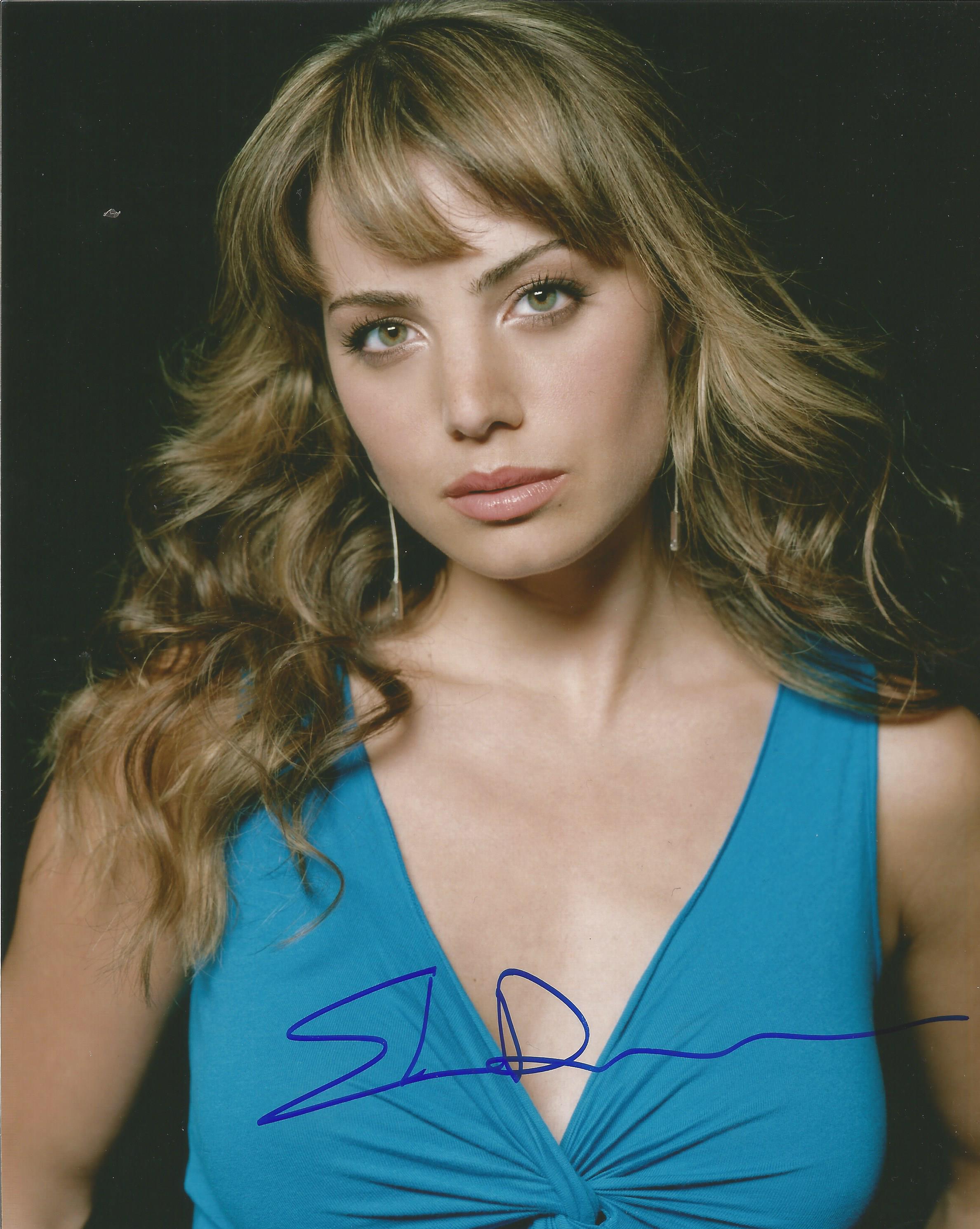 Erica Durance signed 10x8 photograph pictured during her time as Lois Lane in the Superman series,
