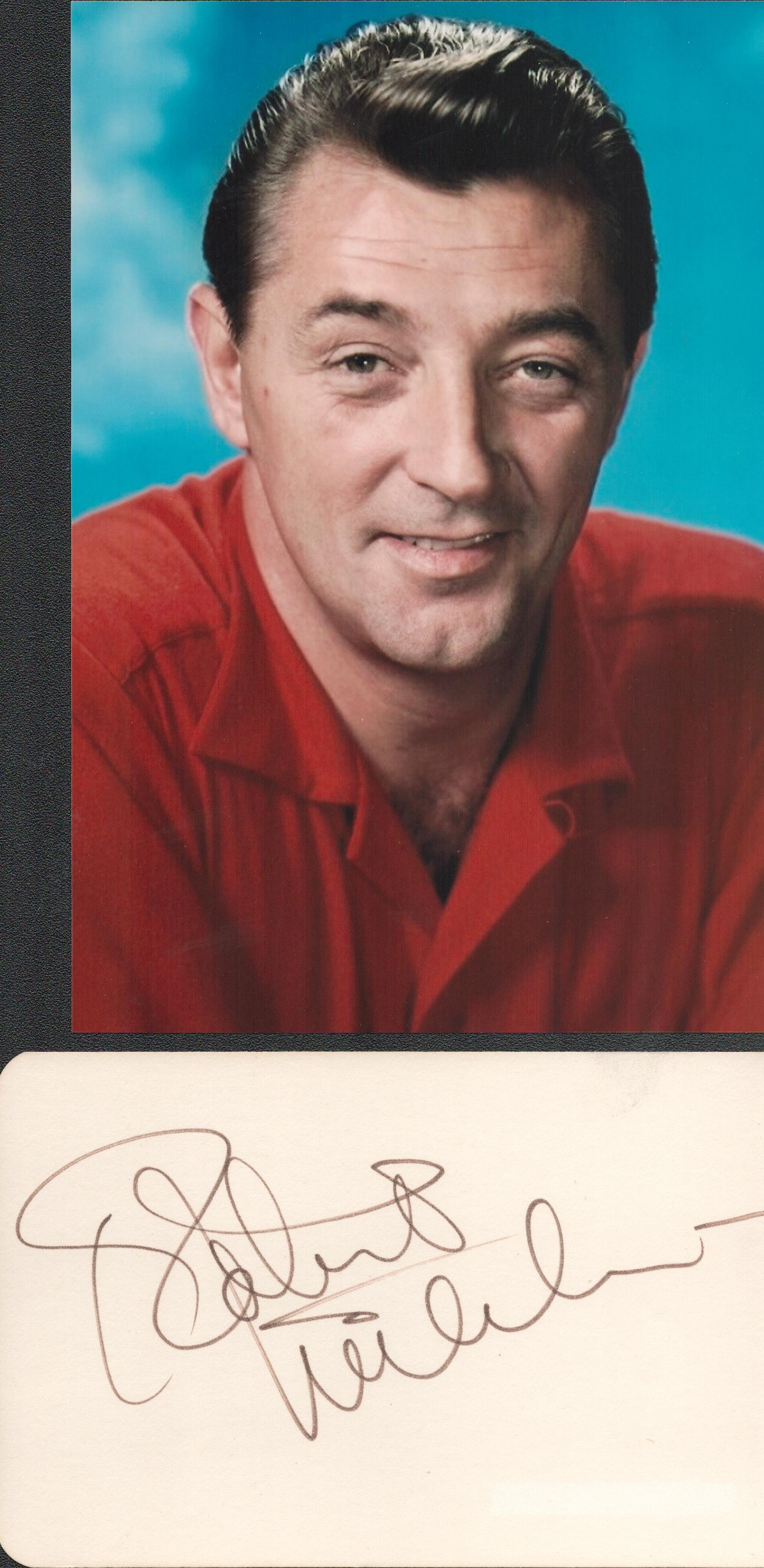 Robert Mitchum (1917-1997) Hollywood Actor Signed Card With Photo. Good condition. All autographs