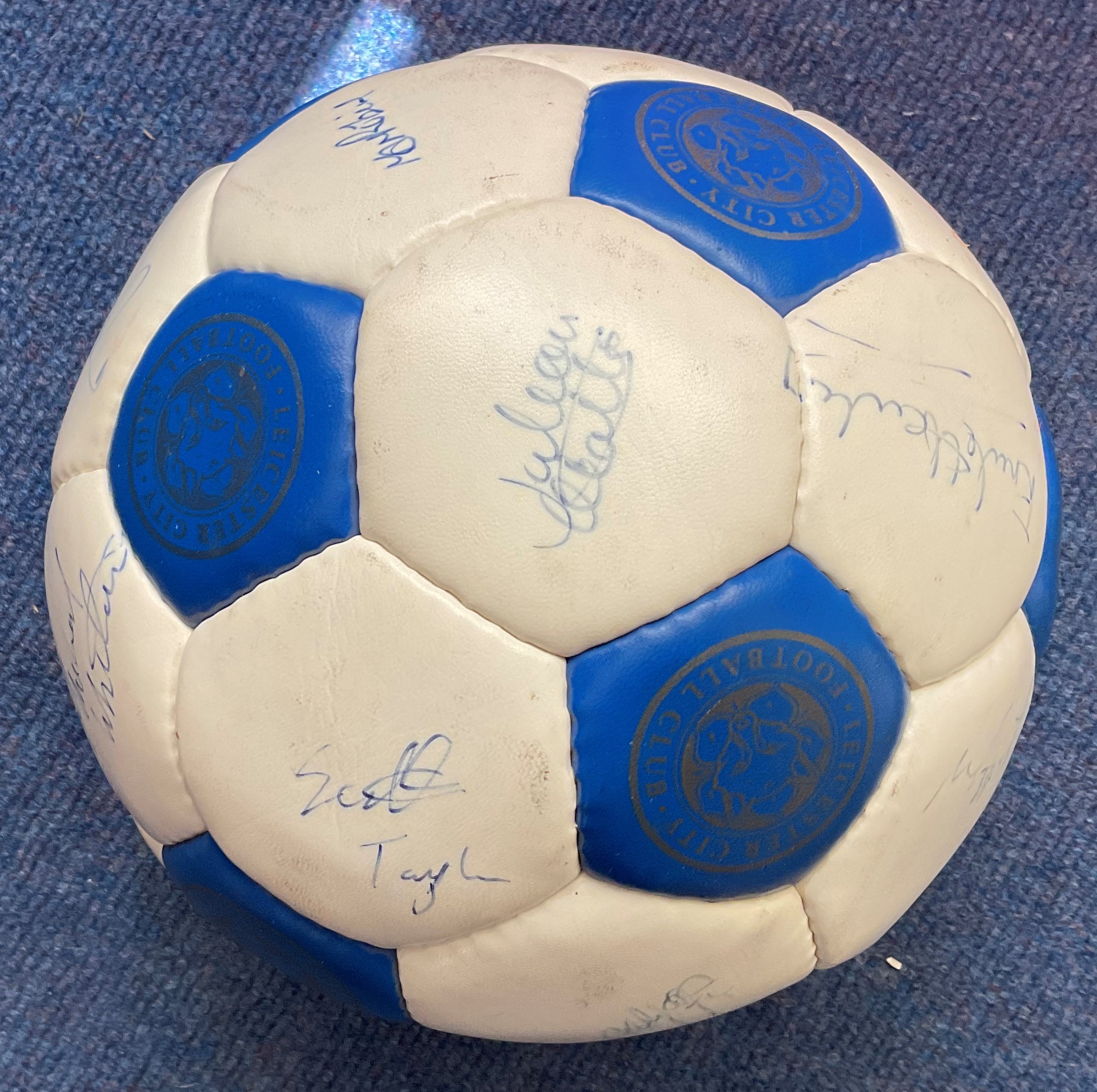 Leicester City F. C. 1996-97 Squad Official Football Signed By Emile Heskey, Ian Marshall, Spencer - Image 2 of 2