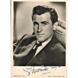 Stewart Granger signed 6x4 black and white vintage photograph. Granger was a British film actor,