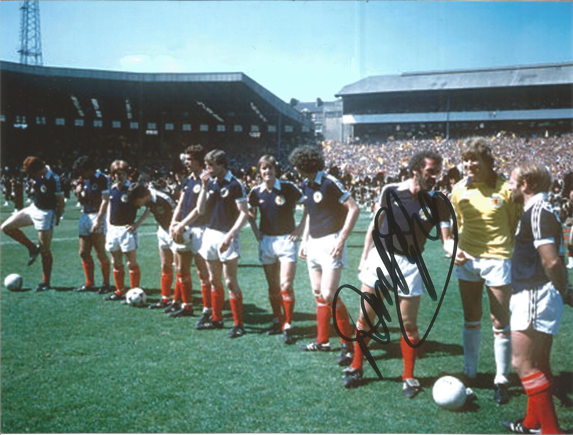 Football Autographed Scotland 8 X 6 Photos Col, Depicting Former International Danny Mcgrain In 3 - Image 3 of 3