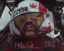 Star Wars 8x10 photo signed by actor Mike Quinn as Nein Numb in return of the Jedi. Good
