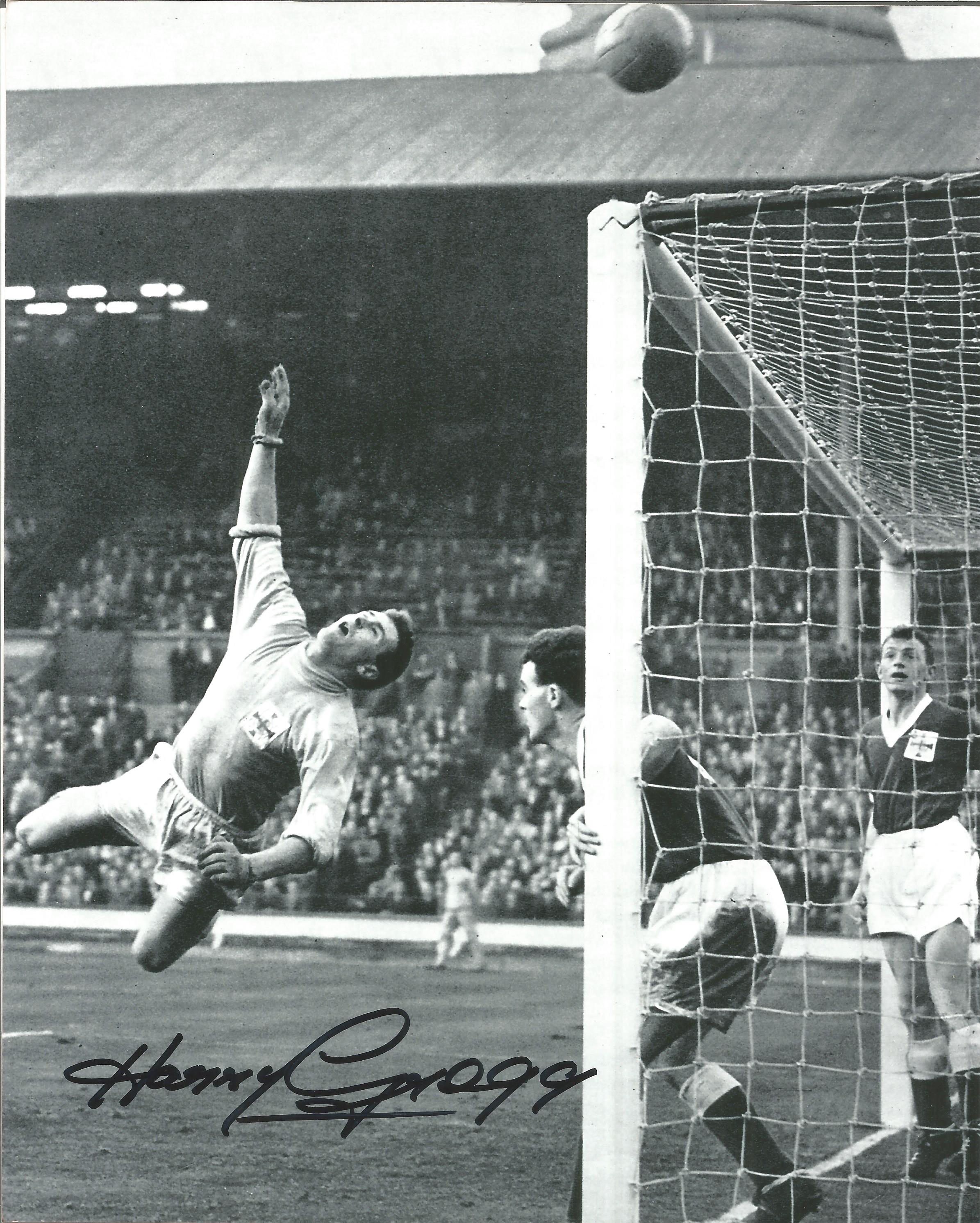 Harry Gregg (1932 2020) Signed 8x12 Northern Ireland Photo. Good condition. All autographs come with