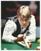 Stephen Hendry Signed Snooker 1993 Press 8x10 Photo. Good condition. All autographs come with a